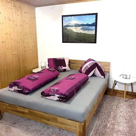 Guenstig Und Einfaches Studio Auf Dem Bauernhof Zuoz Bagian luar foto